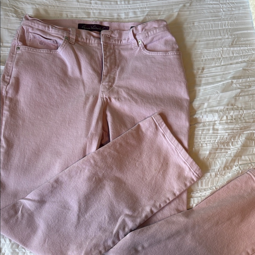 Y2K Gloria Vanderbilt Straight Leg Jeans in Light Pink